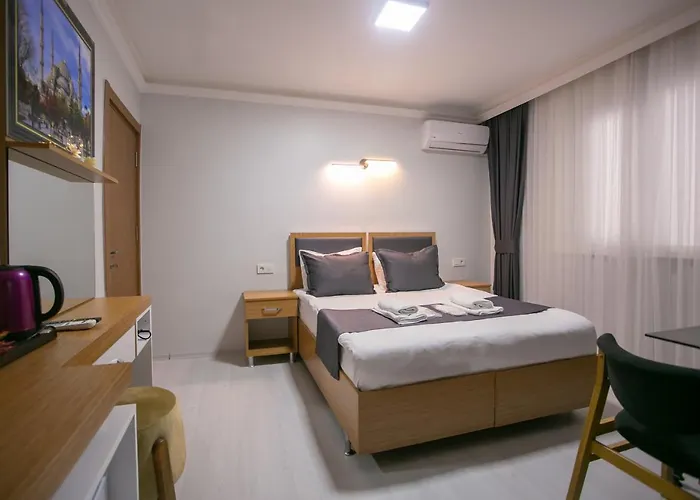 Blau Gruen Istanbul Otel